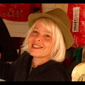 Meet your Posher, Rose